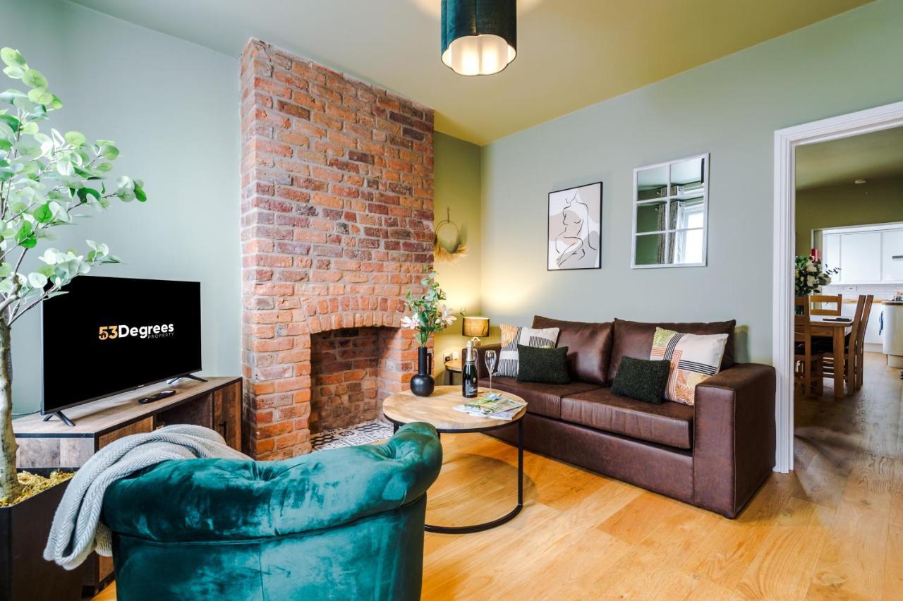 New! Gorgeous 2-Bed Home In Chester City Centre By 53 Degrees Property - Incredible Location, Ideal For Small Groups - Sleeps 6! Экстерьер фото