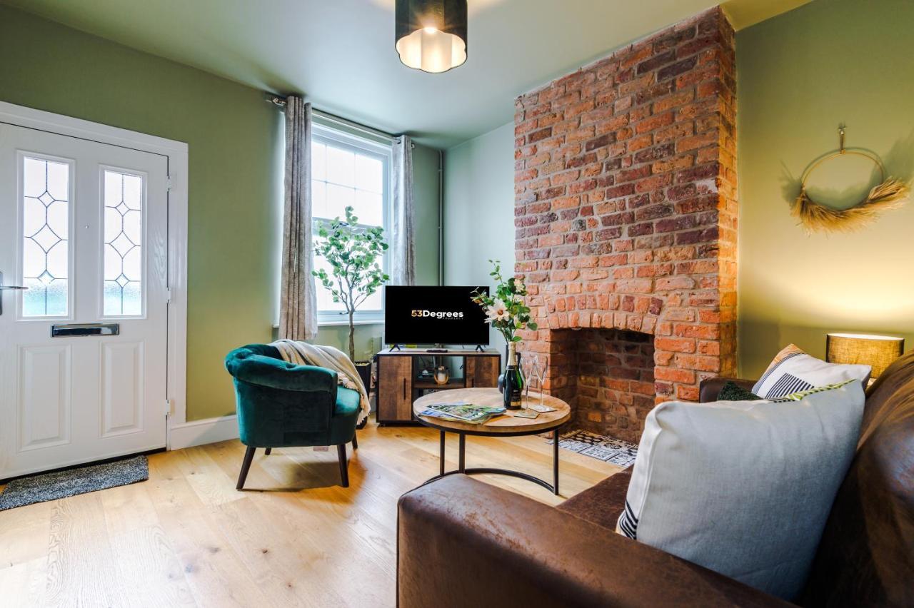 New! Gorgeous 2-Bed Home In Chester City Centre By 53 Degrees Property - Incredible Location, Ideal For Small Groups - Sleeps 6! Экстерьер фото