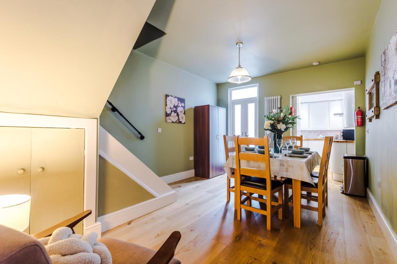New! Gorgeous 2-Bed Home In Chester City Centre By 53 Degrees Property - Incredible Location, Ideal For Small Groups - Sleeps 6! Экстерьер фото